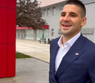 "BRATE MOJ" Mitrović dobro raspoložen pred put u Katar VIDEO