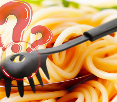 ВЕОМА КОРИСНА: Знате ли чему служи рупа у кашици за шпагете?