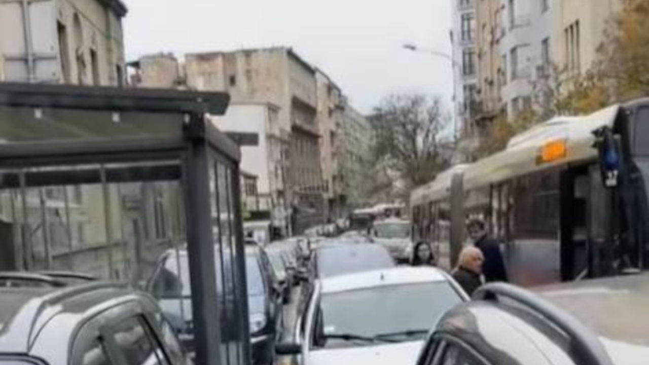 SUDAR KOD NARODNOG FRONTA: Vozila stoje, gužva do "Zelenjaka"