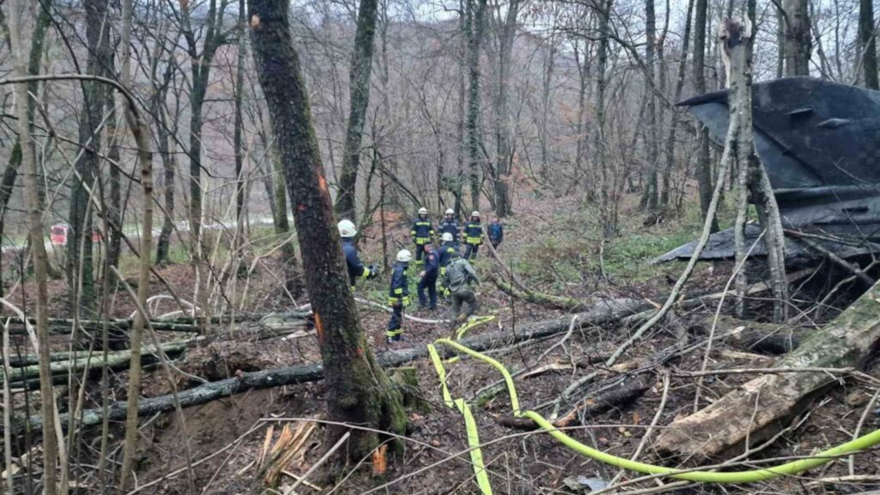 PRONAĐENA POSADA SRUŠENOG MIGA Pilot se ne seća pada (VIDEO)