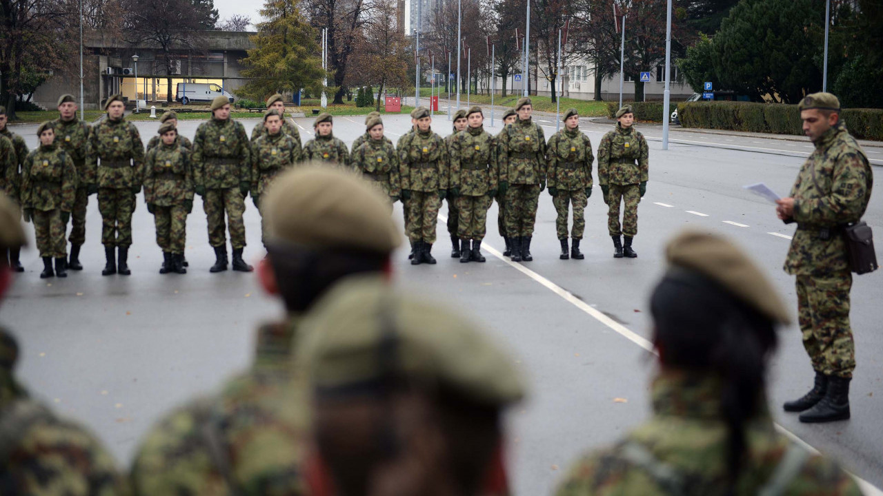 Otkriveno KADA počinje služenje vojnog roka - pred usvajanjem