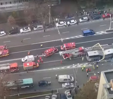 SPLJOŠTEN KROV: Jeziva autobuska nesreća (VIDEO)