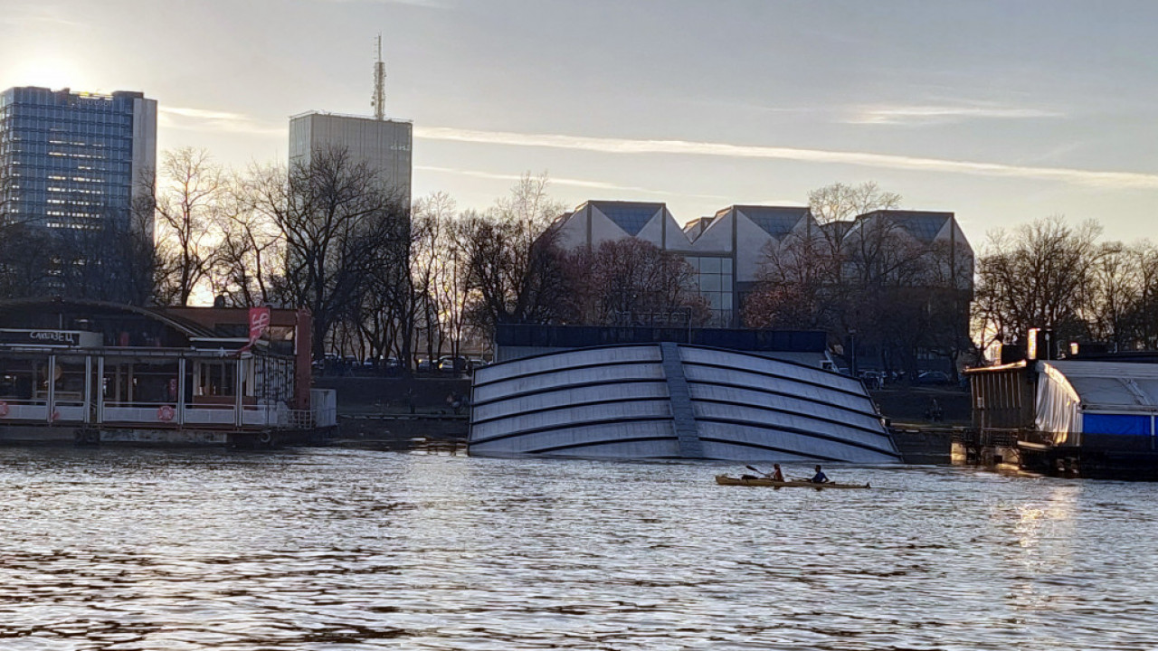 СПЛАВ "ФРИСТАЈЛЕР" МОРА ИЗ САВЕ: Ево ко ће сносити трошкове