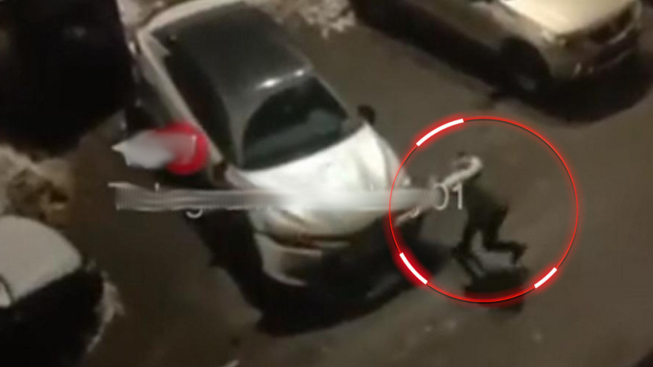 Затекла мужа с љубавницом - видите шта је остало од аута