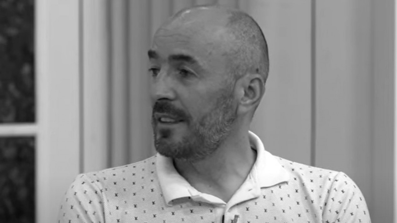 ИЗГУБИО БИТКУ СА РАКОМ: Преминуо учесник ријалитија "Парови"