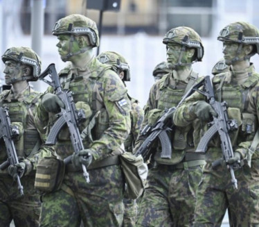 ГРАДИЋЕ ВОЈНЕ ОБЈЕКТЕ: Финска војска склапа тајне уговоре