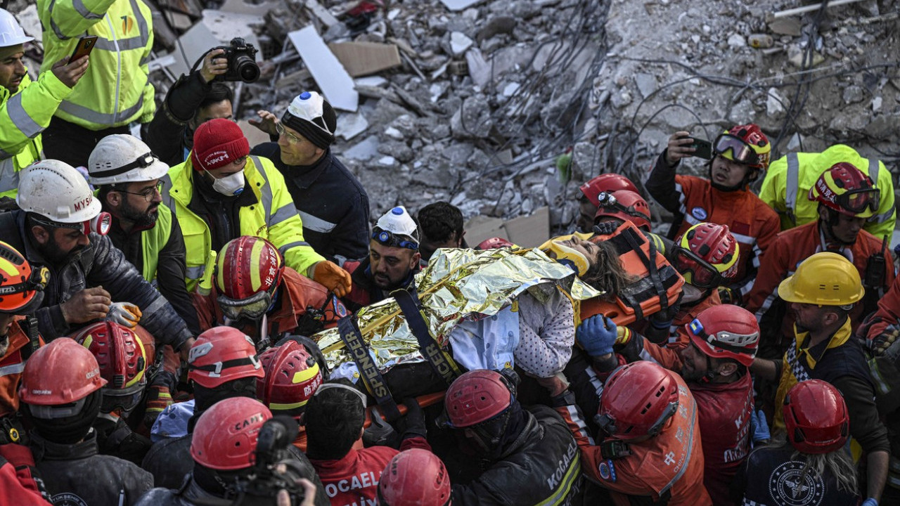 "NIJE UZALUD" Umrla žena koja je 104sata bila pod ruševinama