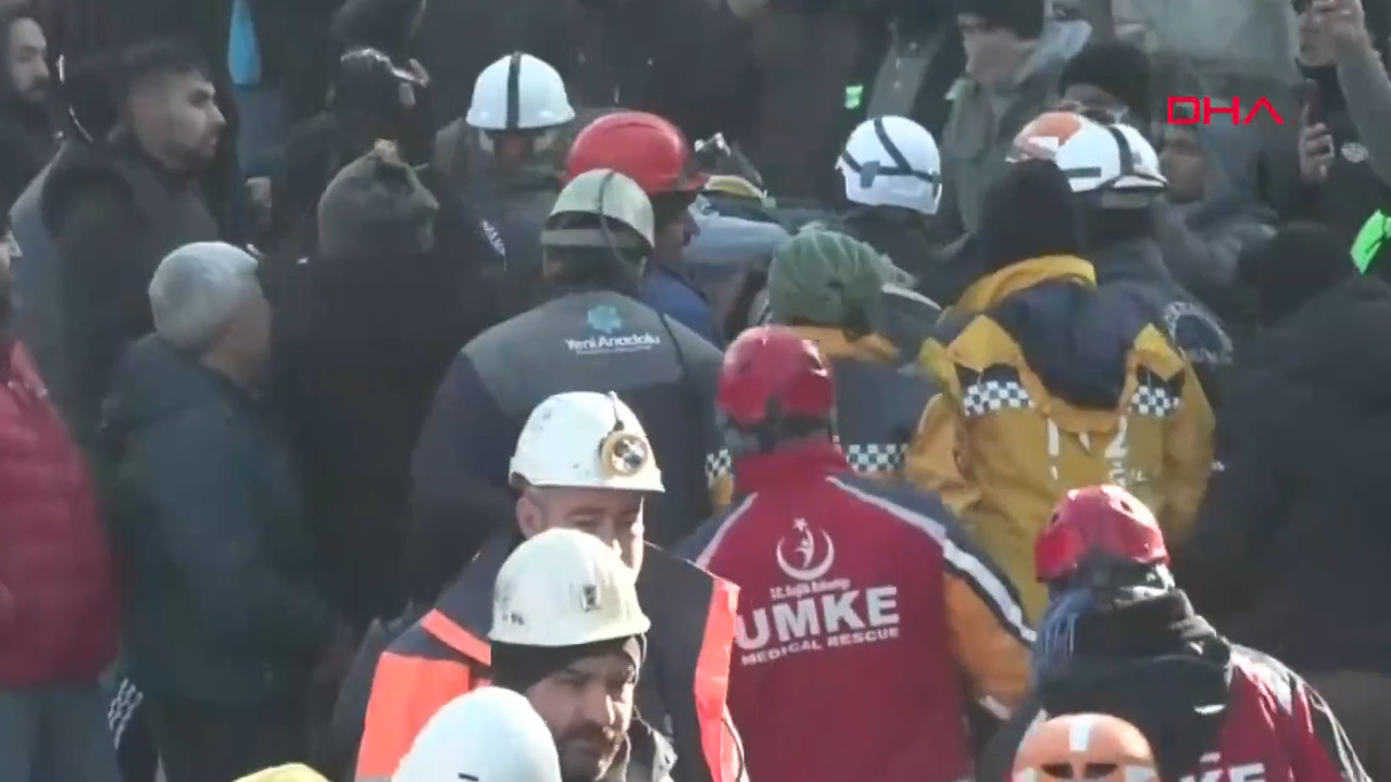 ČUDO U TURSKOJ: Braća spašena posle 8 dana pod ruševinama