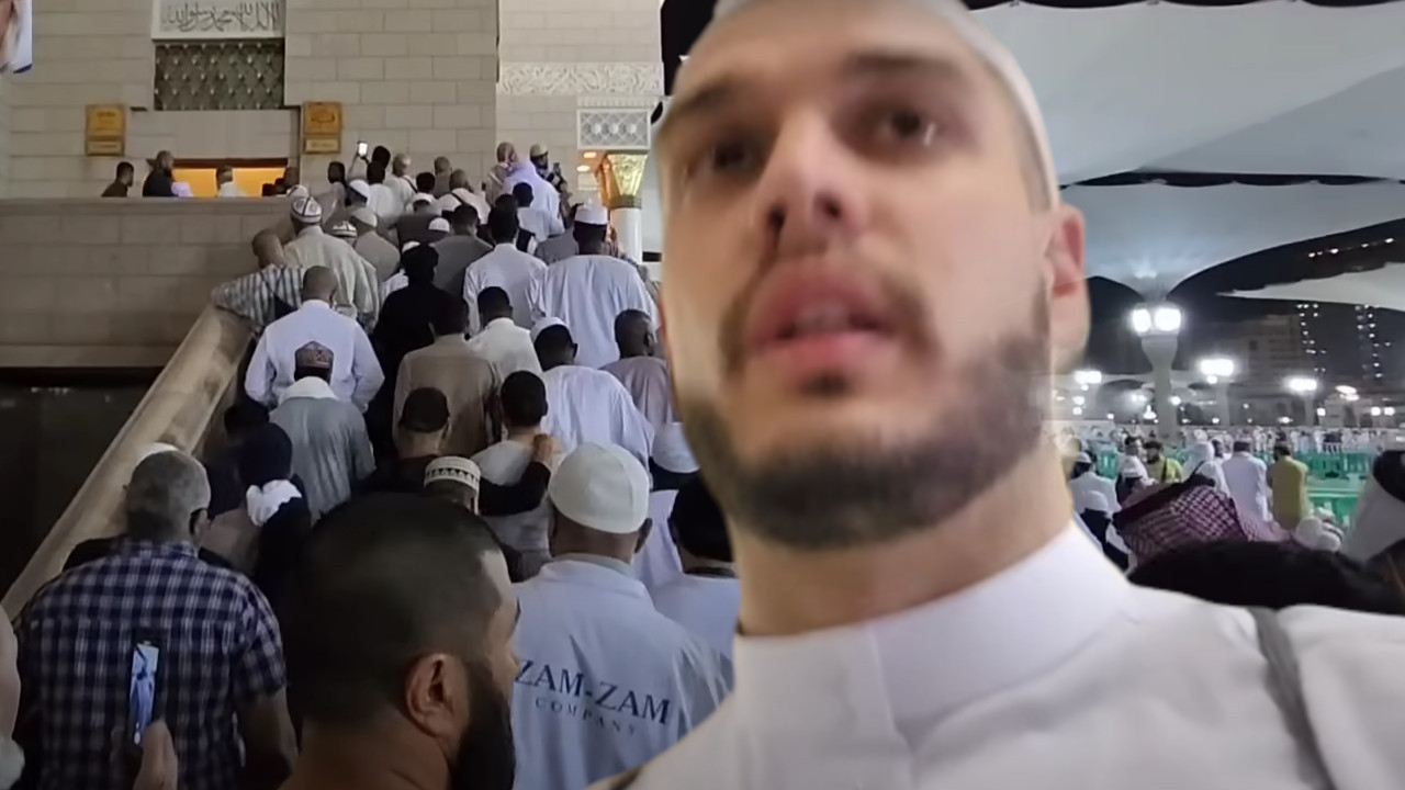 NAKON PRIZNANJA DA JE PREŠAO U ISLAM: Deki napušta Srbiju!