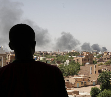 DOGOVORENO KRATKOTRAJNO PRIMIRJE: Jenjavaju borbe u Sudanu
