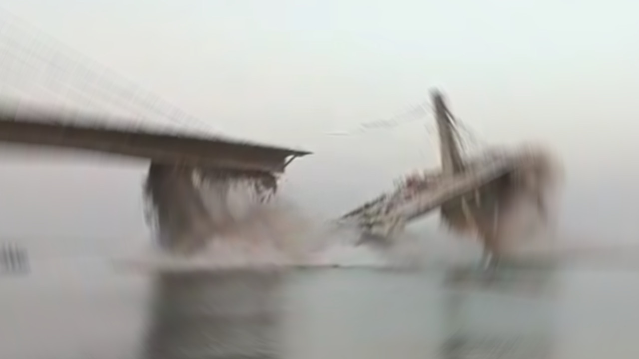 DVA PUTA U DVE GODINE: Ponovo se srušio most u Indiji VIDEO