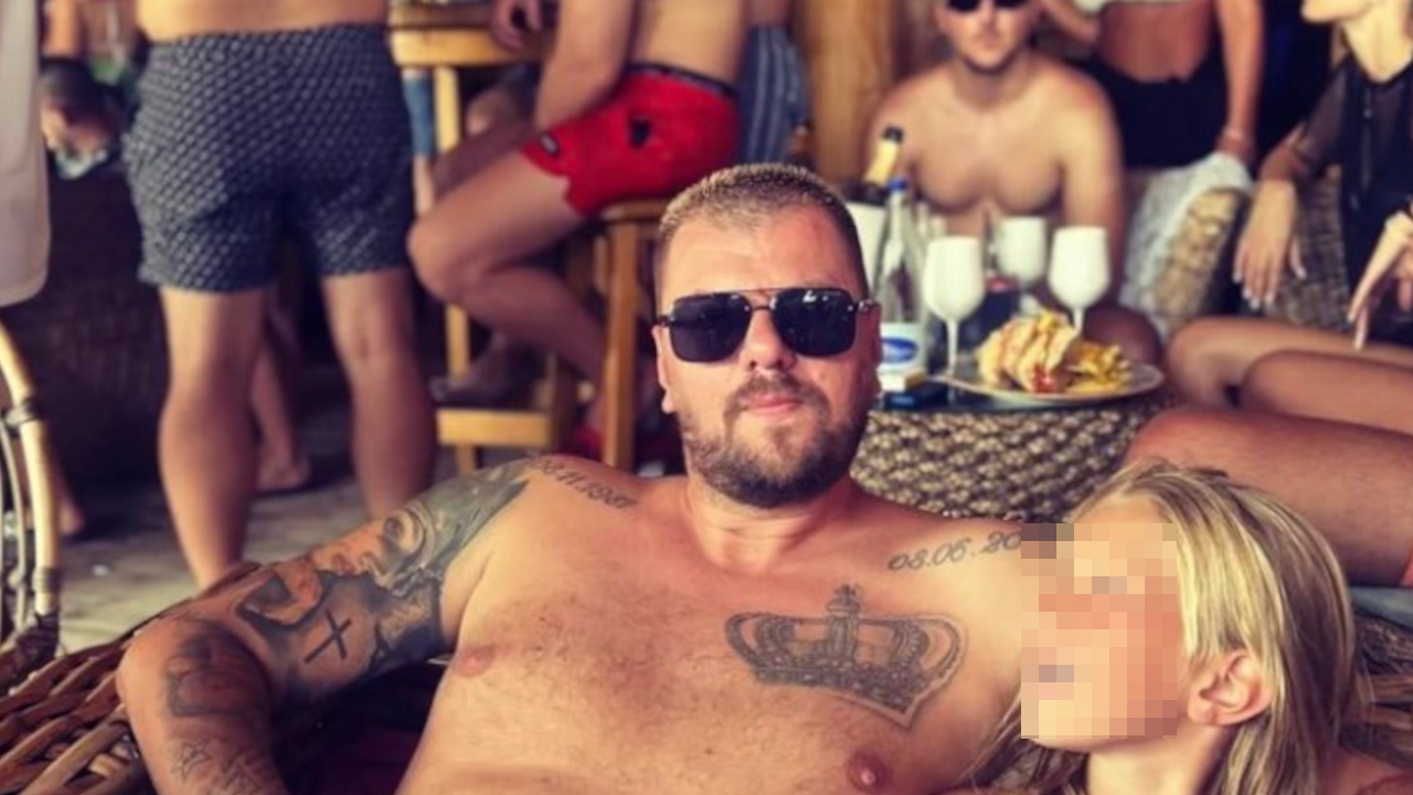 SPAKOVAO KOFERE: Janjuš otputovao sa ćerkom