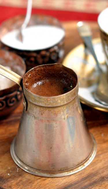 POTPUNO DRUGAČIJI UKUS: Šta Turci stavljaju u kafu?