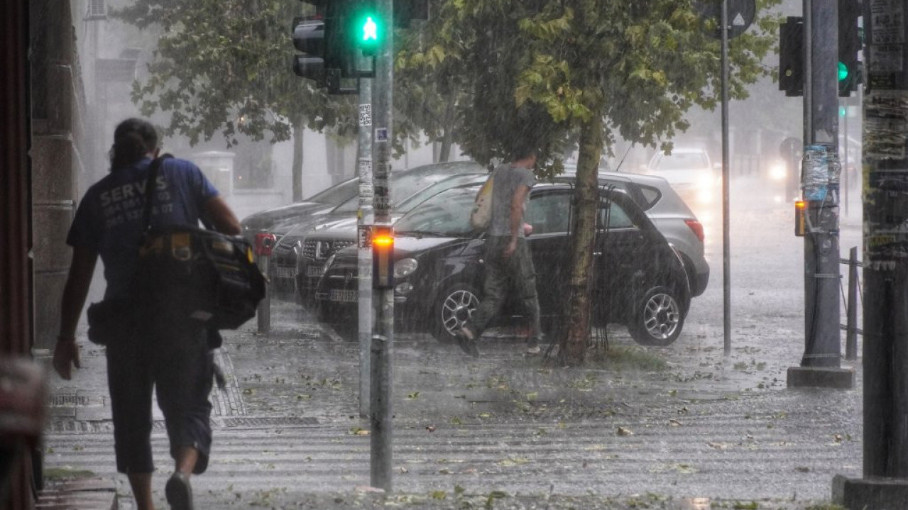 НОВЕ ПАДАВИНЕ: РХМЗ најавио кишу у овим деловима наше земље