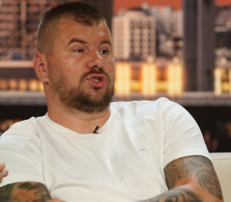 "НИСУ МИ ЗА ЏАБЕ ДАЛИ": Јањуш унапред добио хонорар