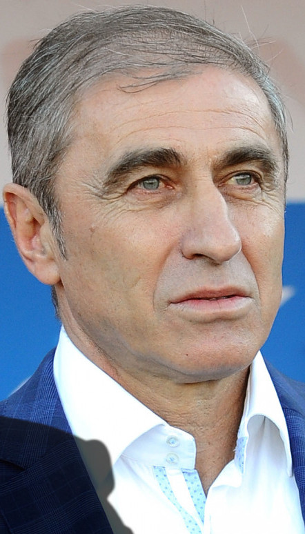 ZBOG TITA MENJALI PREZIME: Vršeni pritisci, dodali smo "ski"