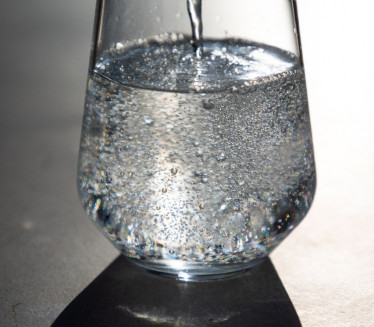 MNOGIMA NEPOZNATO: Kako gazirana voda utiče na organizam