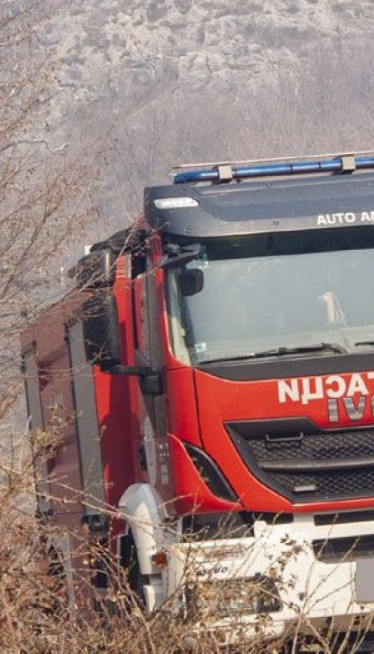 ПОЖАР У КРАГУЈЕВЦУ: Ватрогасци реаговали на време