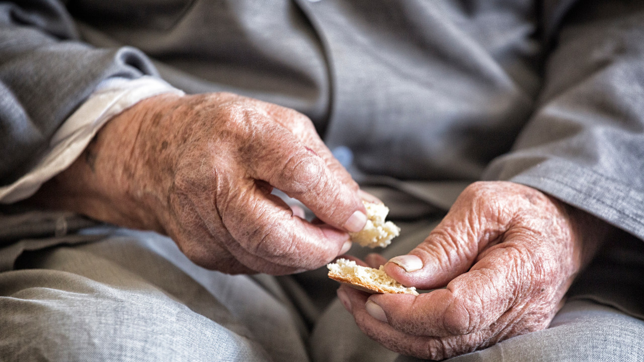 UMRO NAJSTARIJI ZLATIBORAC "Da se radi i da se ljebom 'rani'"