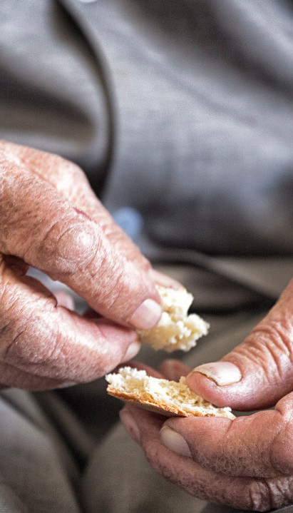 UMRO NAJSTARIJI ZLATIBORAC "Da se radi i da se ljebom 'rani'"