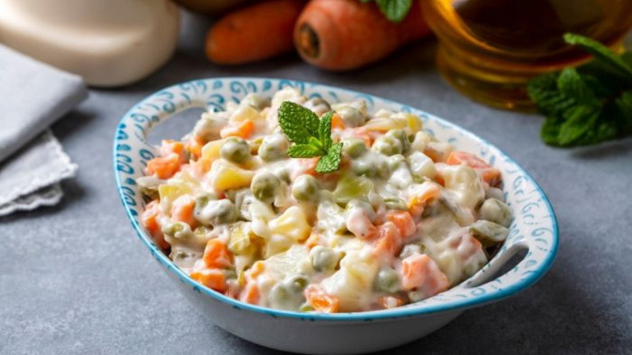 Originalni recept i pravo ime RUSKE SALATE