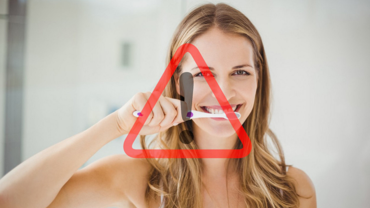 SJAJNI TRIKOVI: Kako se pravilno ČISTI četkica za zube?