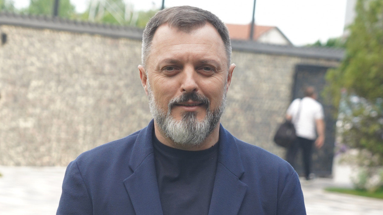 "ДОБИО САМ ПО РЕБРИМА": Радин брат добијао претње