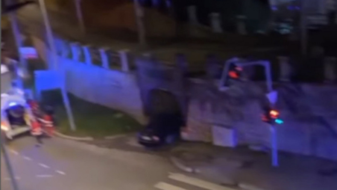 "DECU IZNOSILI NA NOSILIMA": Jezive scene ispred kluba u BG