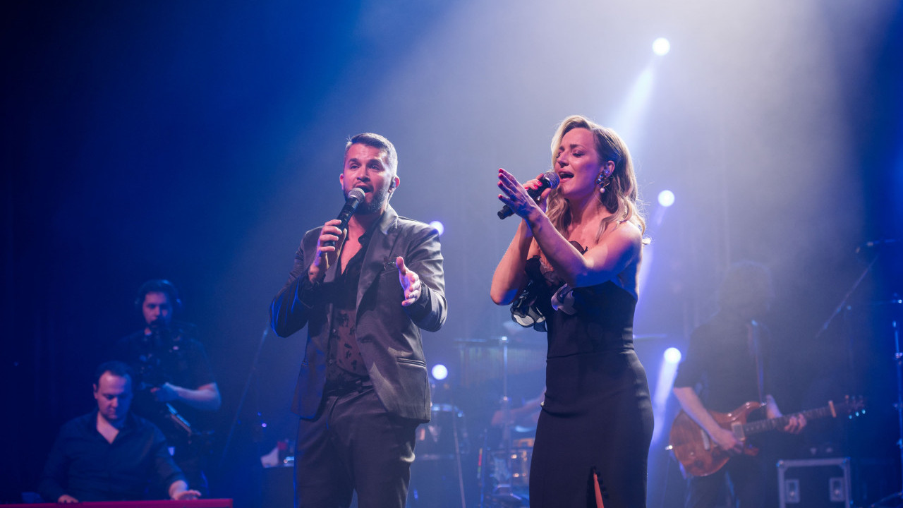 Ово су две НАЈТУЖНИЈЕ песме са наших простора