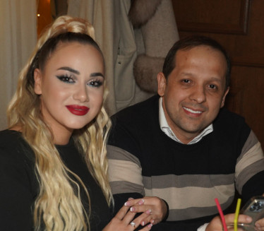 "DŽABA LJUBAV, DŽABA NOVAC": Razvodi se Emir Habibović?