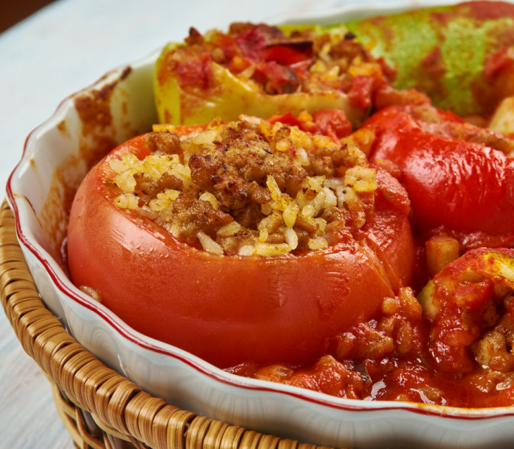 СВЕТОГОРСКА ПУЊЕНА ПАПРИКА: Рецепт који осваја