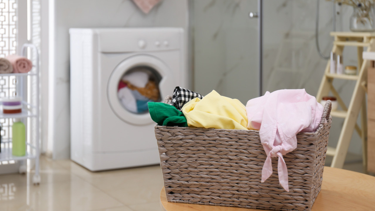 НЕ ЈЕДНУ ЗА ДРУГОМ: Зашто не треба прати веш туру за туром?