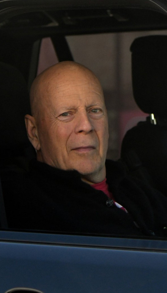 ОГЛАСИЛА СЕ ПОРОДИЦА ВИЛИСА: "Све је спремно за његову смрт"