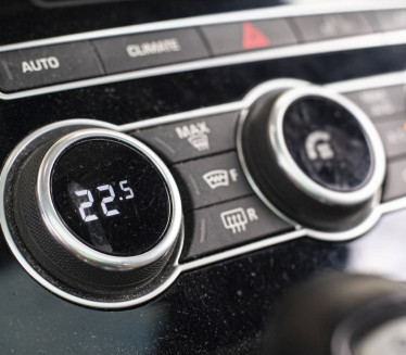 Da li klima u autu zaista povećava potrošnju goriva?