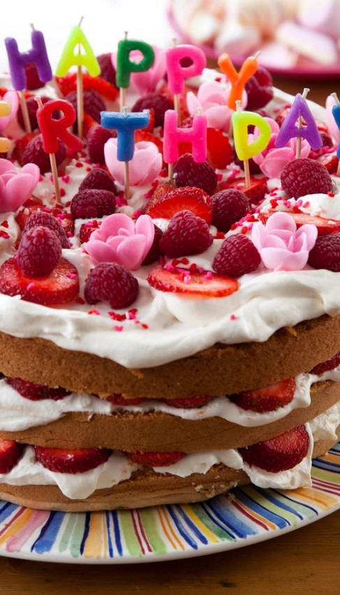 Duvala svećice, probudila se u bolnici (UZNEMIRUJUĆE FOTKE)