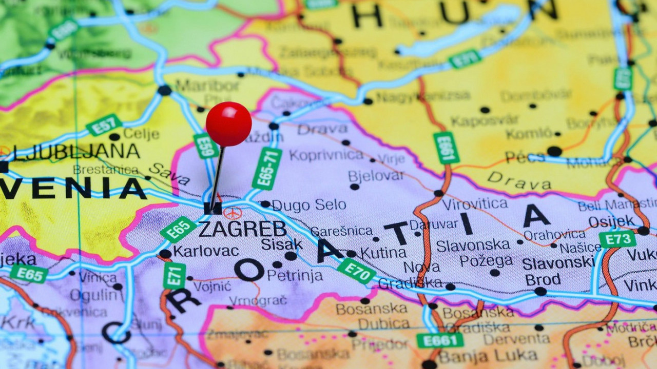 НЕВРЕМЕ У ХРВАТСКОЈ: Омиљени градови туриста под водом