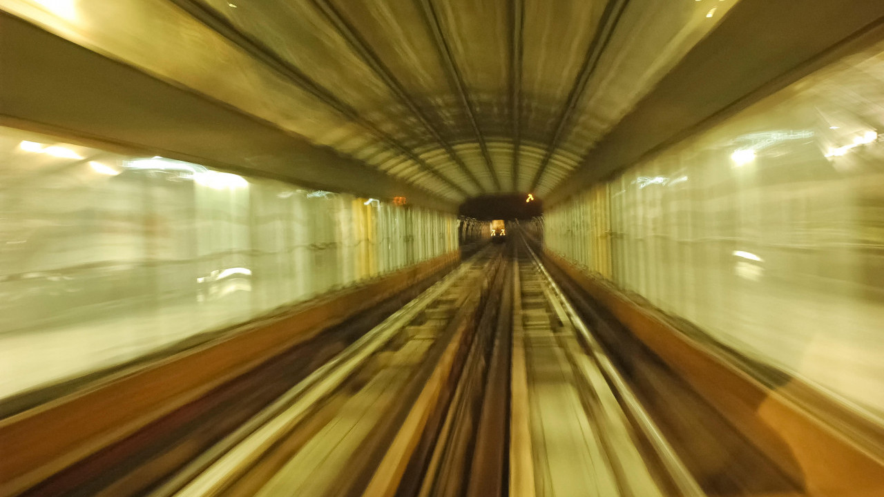 STRAŠNO: Sudar vozova između Vukovog spomenika i PA mosta