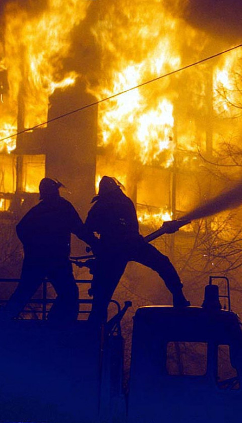 "Кршили међународно право, сад траже да га Амери поштују"