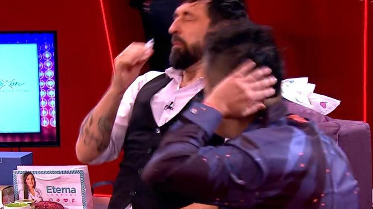 ШТА МУ ЈЕ ЦУРИЛО ИЗ НОСА: Огњен доживео незгоду у емисији