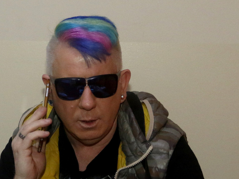 Bežali su od mene,sad bi da se druže: Pevač opleo po estradi