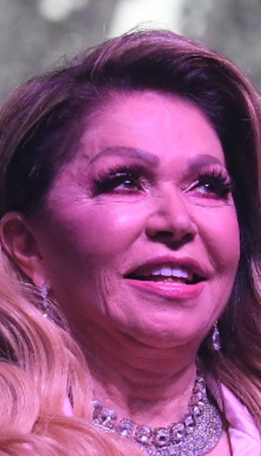 IZNENAĐENJE ZA MNOGE: Koliko je visoka Neda Ukraden?