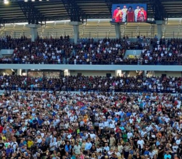 Trideset hiljada ljudi na obeležavanju Dana sećanja (VIDEO)