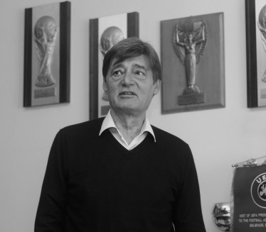 TUGA U SRPSKOM FUDBALU: Preminuo legendarni Zoran Petrović