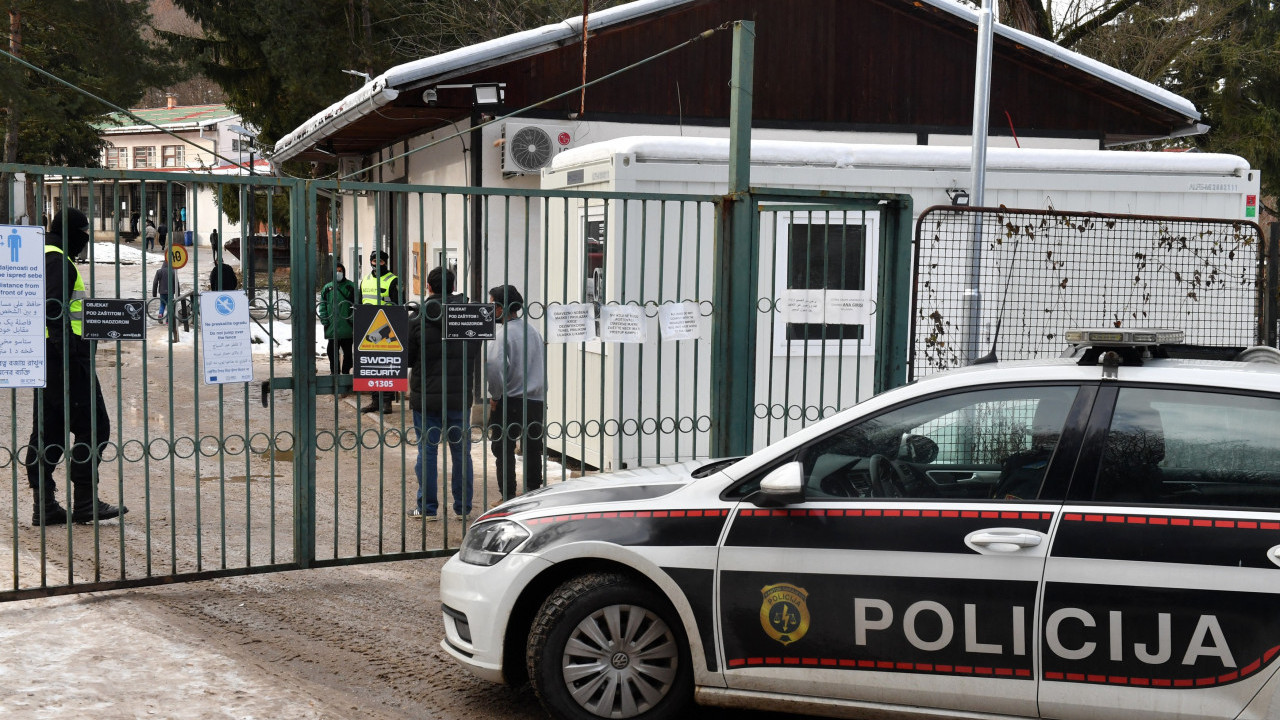 TERORIZAM U BiH: Maloletnik u stanici nožem ubio policajca