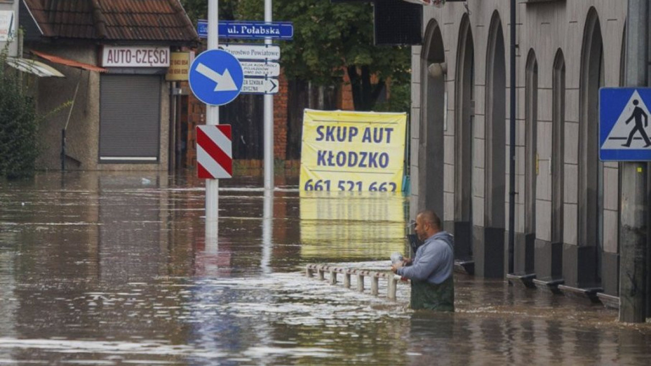 EVAKUACIJA: Poplavni talas ide ka ovom evropskom gradu