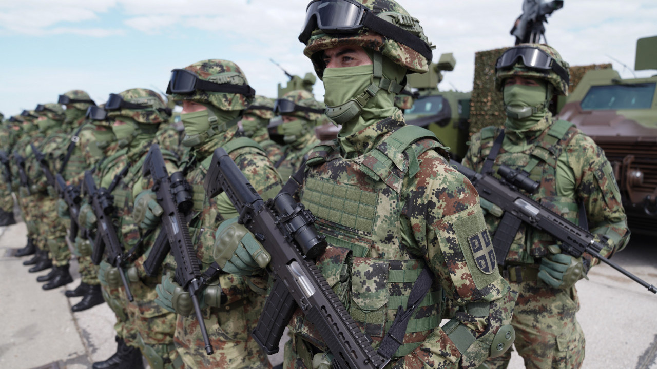 ГЕНЕРАЛНА ПРОБА ВОЈНЕ ПАРАДЕ: Све је спремно за спектакл