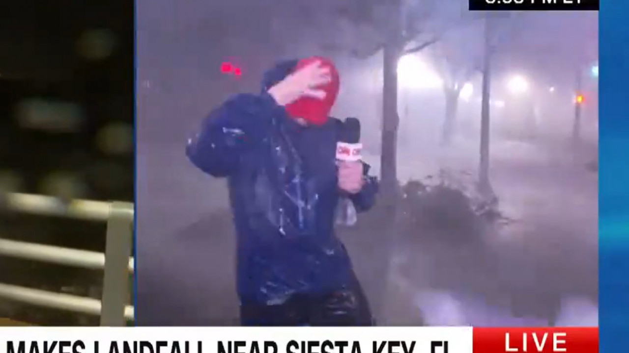 URAGAN ODUVAO NOVINARA: Haos se nastavlja na Floridi