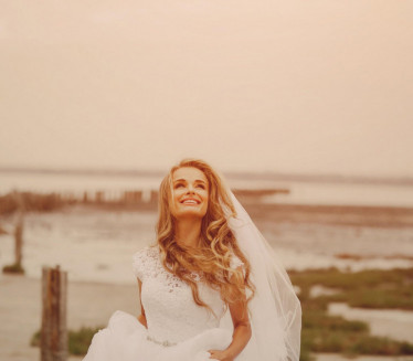 МЛАДИН БРАТ РАСПЛАКАО ЦЕЛУ САЛУ: Ево шта се десило (ВИДЕО)