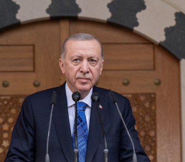 KO TO POKUŠA, BIĆE UNIŠTEN! Erdogan oštro zapretio