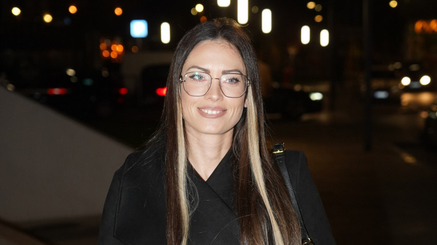 ZAJEDNO POSLE 20 LETA: Mirka se srela sa koleginicom